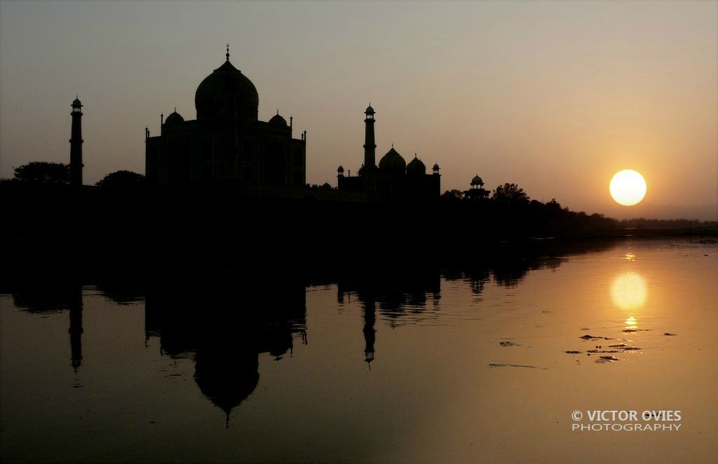 Taj Mahal and Muna River